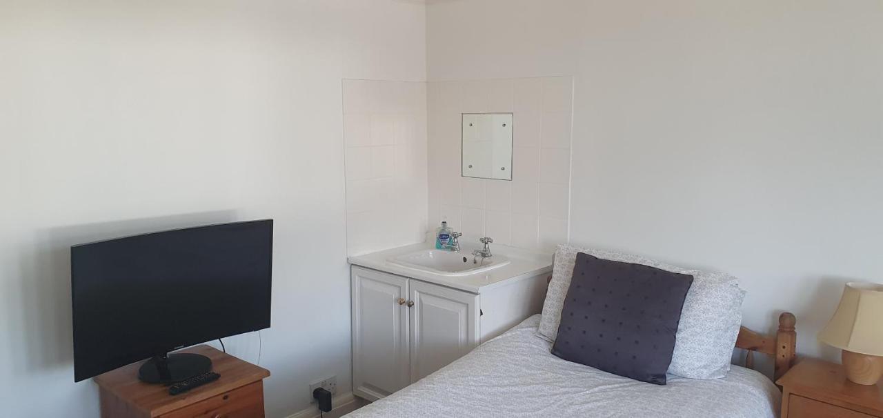 Private Rooms Just 19 Minutes From Central London Northfleet Exterior foto